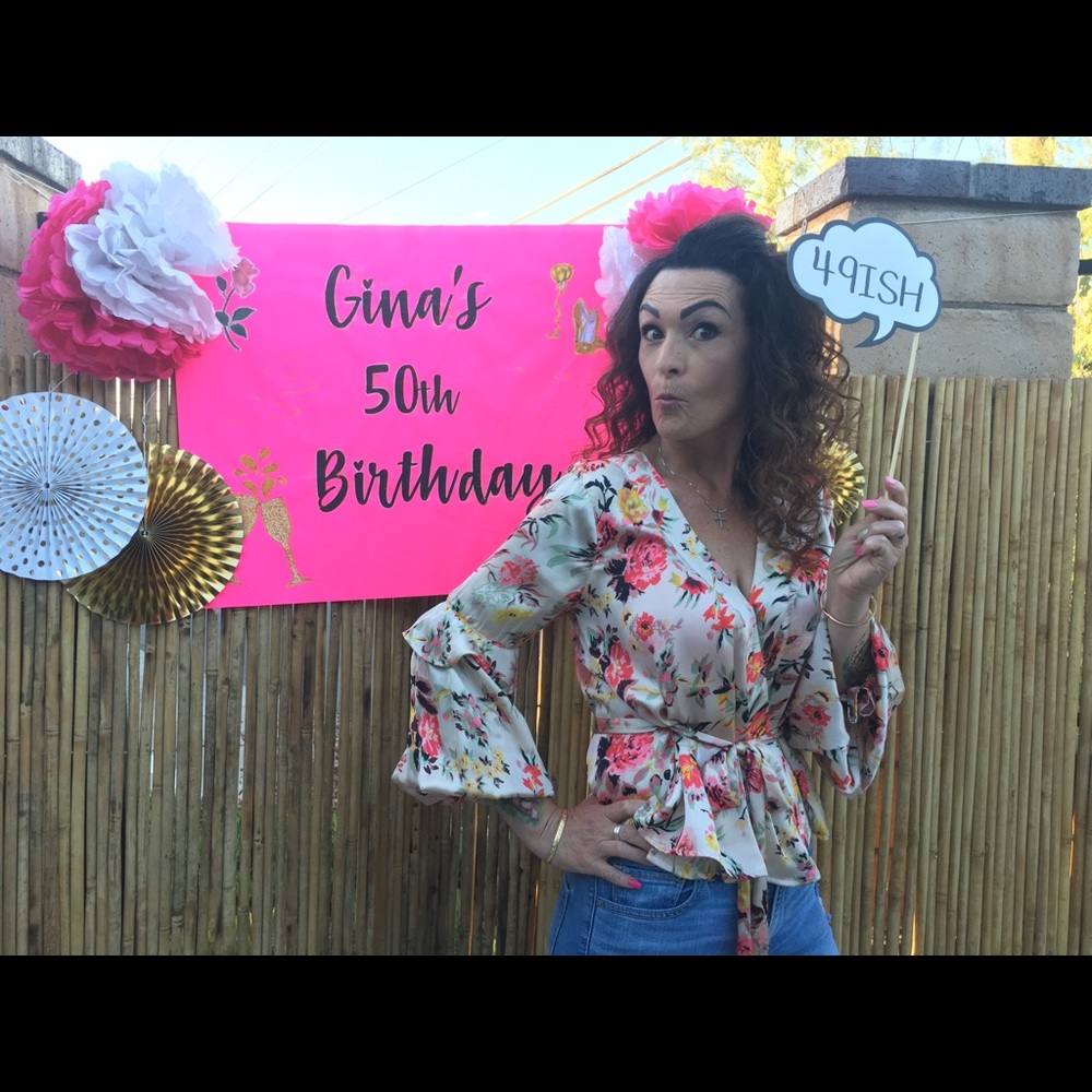 Meet your Posher, Gina